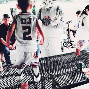 Meet your Posher, Dion